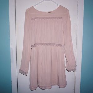 Long sleeve pale pink dress